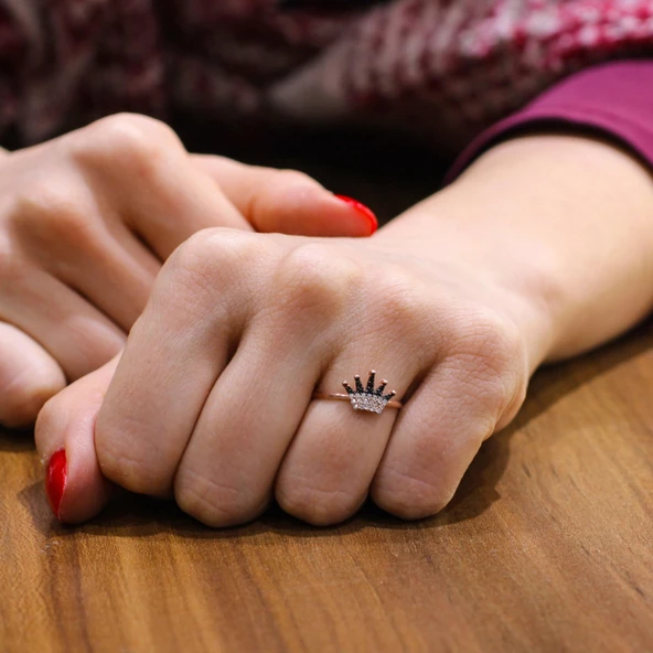 925 Ayar Gümüş Taç Yüzük, Pembe - Beyaz, Siyah Taş ürün görseli 1