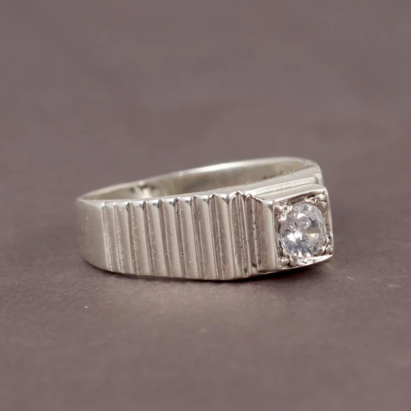 925 Ayar Gümüş Zirkon Taşlı Yüzük - Resim 2