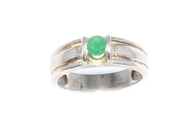 925 Ayar Gümüş Yeşil Taşlı Yüzük ürün görseli 1