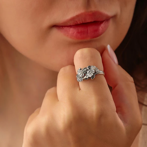 925 Ayar Gümüş Pelit Yapraklı Yüzük ürün görseli
