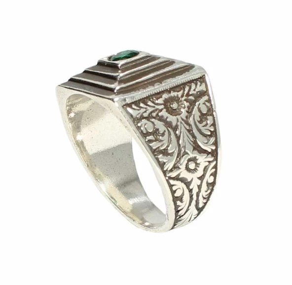 925 Ayar Gümüş Yeşil Zirkon Taşlı Piramit Yüzük - Resim 3