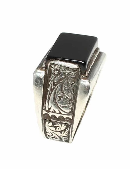 925 Ayar Gümüş Dikdörtgen Oniks Taşlı Desenli Erkek Yüzük - Resim 3