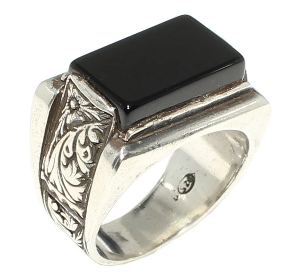 925 Ayar Gümüş Dikdörtgen Oniks Taşlı Desenli Erkek Yüzük ürün görseli 1