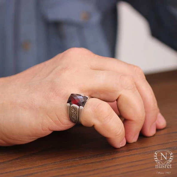 925 Ayar Gümüş Kare Sentetik Yakut Taşlı İşlemeli Erkek Yüzük - 8