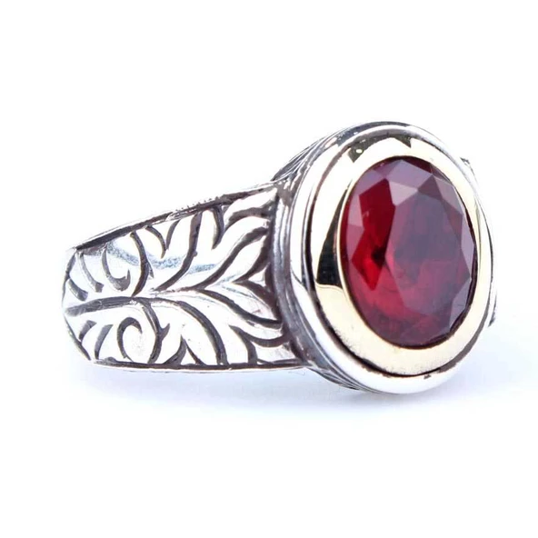 925 Ayar Gümüş Yakut Taşlı Desenli Erkek Yüzük