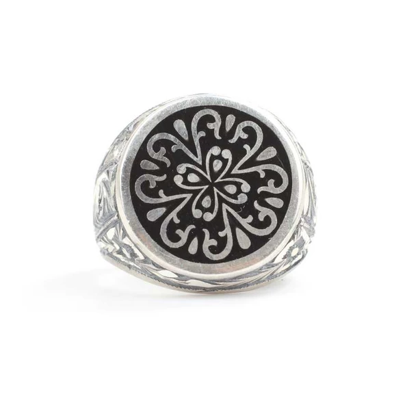 Gümüş Yuvarlak Desenli Kalemkar Erkek Yüzüğü ürün görseli 1