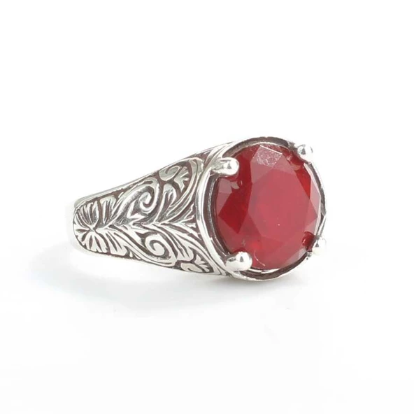 925 Ayar Gümüş Tırnaklı Yuvarlak Kırmızı Taşlı Desenli Erkek Yüzük ürün görseli