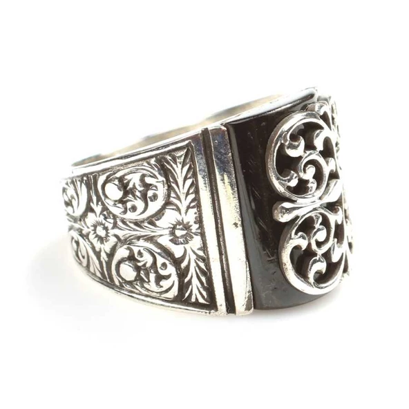 925 Ayar Gümüş  Ajur işlemeli Oniks Taşlı Erkek Yüzüğü ürün görseli 1
