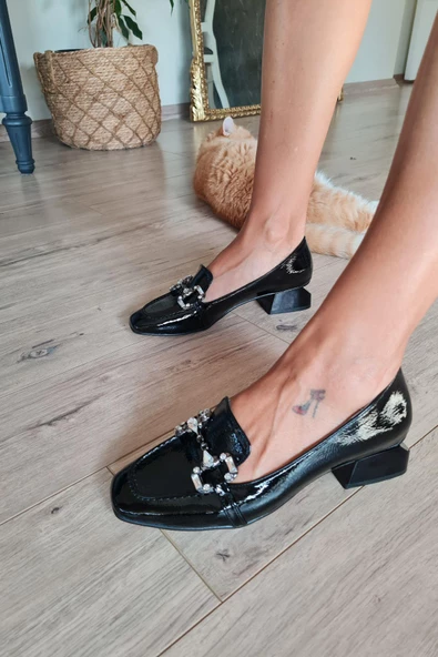 10 1832 Topukla Kadın Loafer Toka Detaylı Deri Makosen Günlük Ayakkabı Siyah - 6