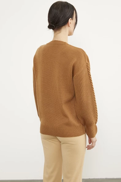 Prenses Kol Örgü Detaylı Triko Kazak - Kamel - Resim 5