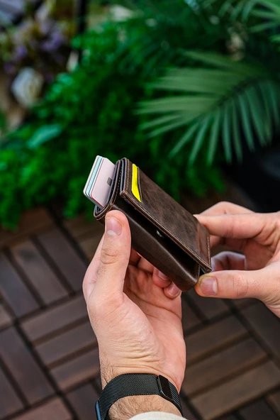 Mekanizmalı Cüzdan Vegan Deri Kartlık 9 Adet Kart Ve Geniş Para Bölmeli Rfıd Engelleme Crazy Kahverengi - Resim 6