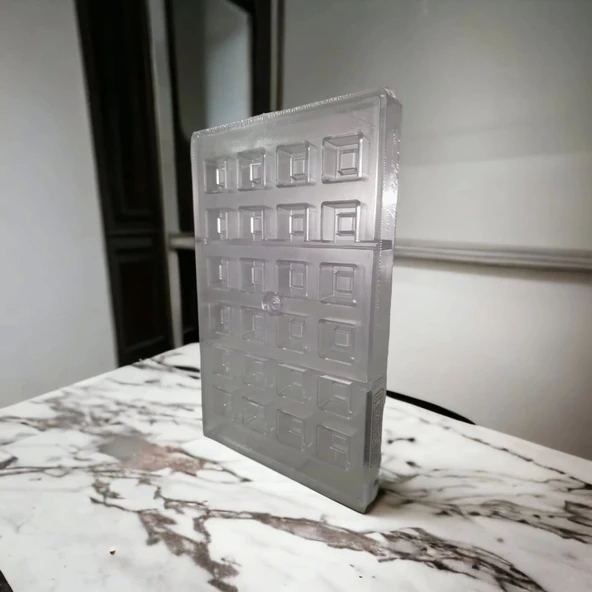 Polikarbon Kare Pralin Çikolata Kalıbı 8 gr | Cm-1425 - Resim 2