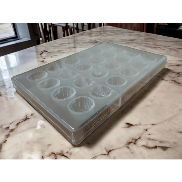 Polikarbon Yuvarlak Pralin Çikolata Kalıbı 13 gr | Cm-1293 - Resim 3