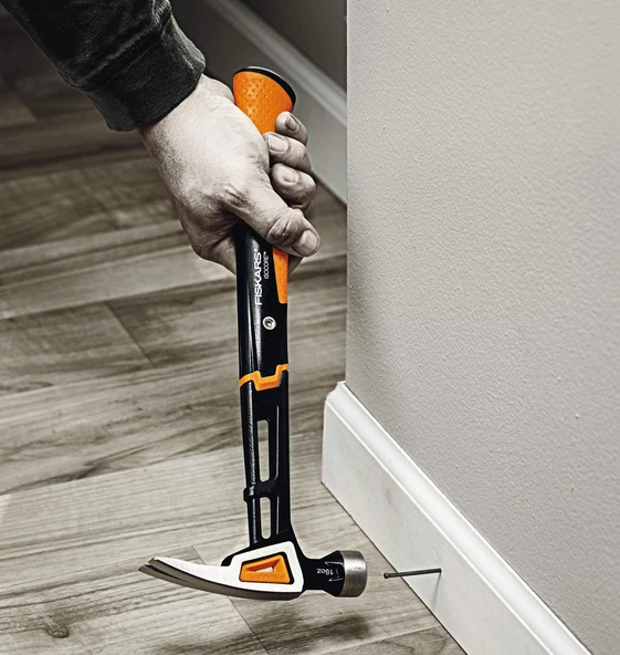 Fiskars Isocore 16 OZ Profesyonel Tırnaklı M Çekiç 1020213 - 6