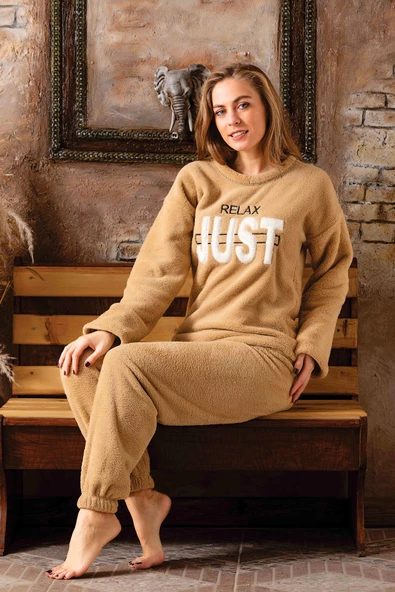Nisanca Tam Peluş Kışlık Kadın Pijama Takımı- Polar Yılbaşı Pijaması - 8