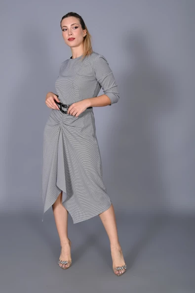 Modatalika Kadın Asimetrik Kesim Önü Büzgülü Pöti Kare Kemerli Elbise ürün görseli