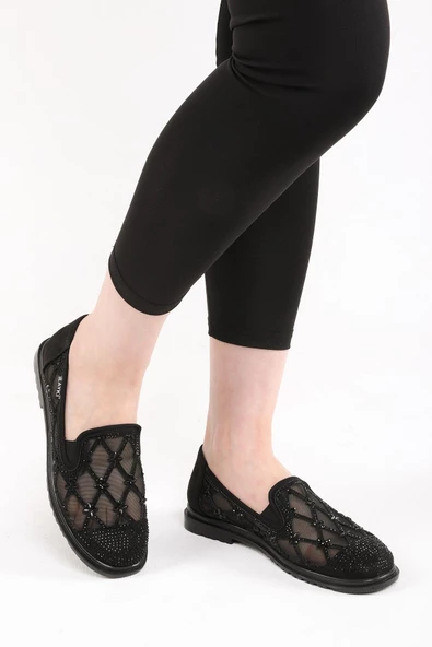 Francis Siyah Renkli Taş Detaylı Kadın Günlük Klasik Ayakkabı