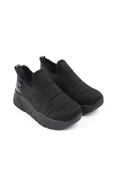 Lussi Siyah Renkli Paraşüt Kumaş Kışlık İçi Tüylü Kadın Spor Ayakkabı - 6