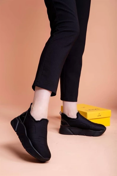 Lussi Siyah Renkli Paraşüt Kumaş Kışlık İçi Tüylü Kadın Spor Ayakkabı - 7