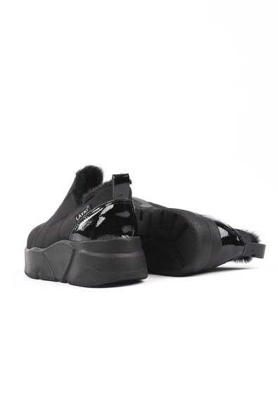 Lussi Siyah Renkli Paraşüt Kumaş Kışlık İçi Tüylü Kadın Spor Ayakkabı - 4