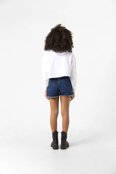 Basic Optik Beyaz Kapüşonlu Crop Sweatshirt - Resim 9