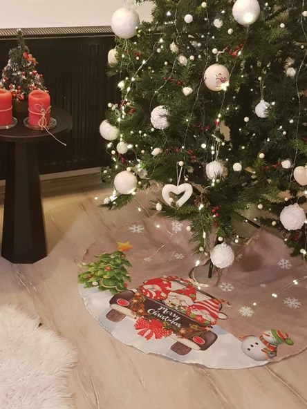 Yılbaşı Çam Ağacı Örtüsü Gnomelar Christmas Partisine Gidiyor Büyük Boy 95 cm - 2