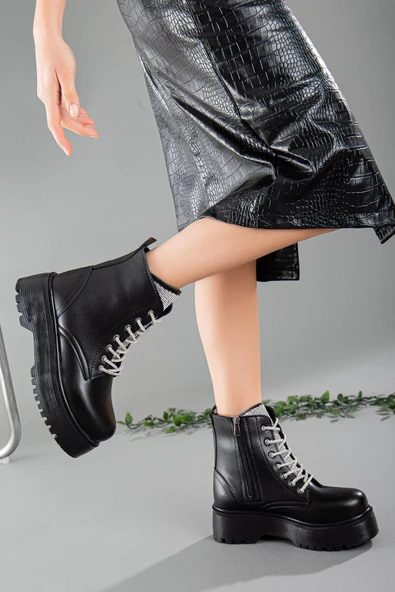 Bağcık Taşlı Kalın Taban Cilt Siyah Kadın Postal Bot - Resim 2