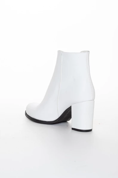 Fermuarlı Beyaz Büyük Numara Kadın Topuklu Bot - Resim 4