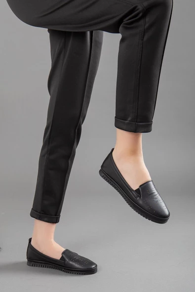 Cilt Lazer Baskılı Siyah Kadın Ortopedik Günlük Ayakkabı - Resim 2