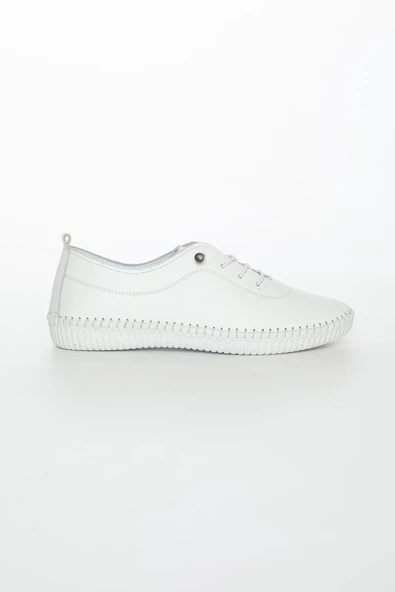 Hakiki Deri Ortopedik Saraçlı Beyaz Büyük Numara Kadın Ayakkabısı Günlük - Resim 2