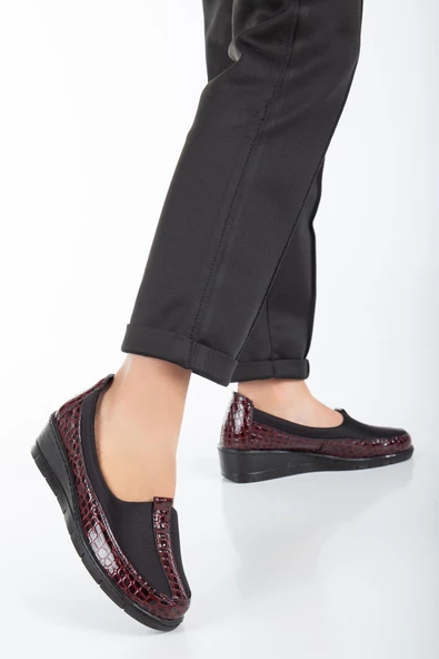 Hakiki Deri Rugan ve Dalgıç Malzeme Bordo Büyük Numara Kadın Ayakkabısı Günlük - Resim 3