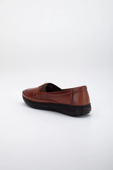 Hakiki Deri Yüz Parlak Taba Büyük Numara Kadın Ayakkabısı Günlük - Resim 5