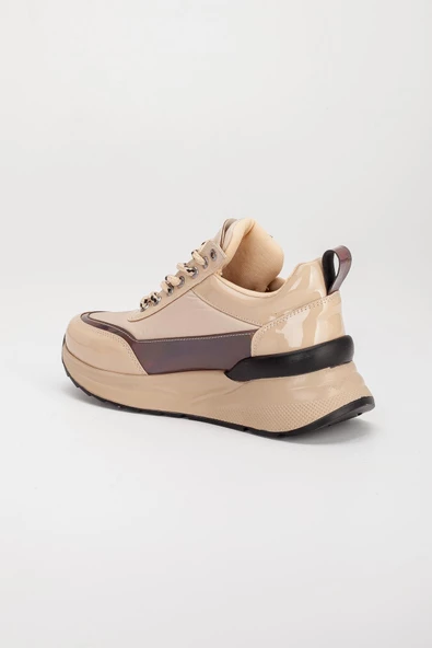 Rugan ve Hologram Bağlı Nude Kadın Spor Ayakkabı - Resim 5