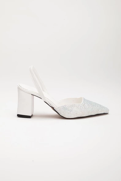 Saten Simetrik Kesim Taşlı Beyaz Büyük Numara Kadın Ayakkabısı Topukluı - Resim 3