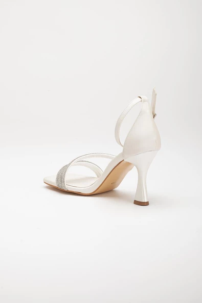 Çapraz Taşlı Saten Baretli Sedef Kadın Abiye Topuklu Ayakkabı - Resim 5