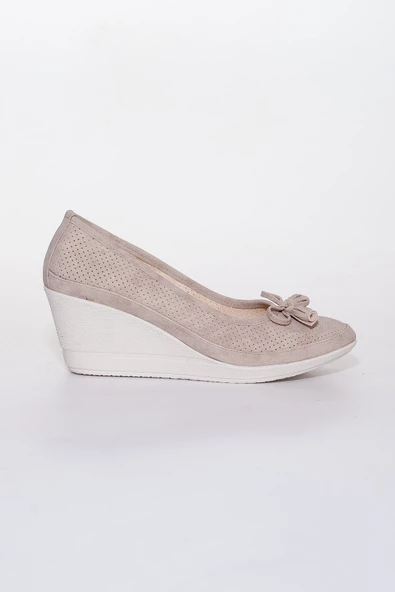 Dolgu Taban Lazer Kesim Bej Kadın Dolgu Topuklu Ayakkabı - Resim 2