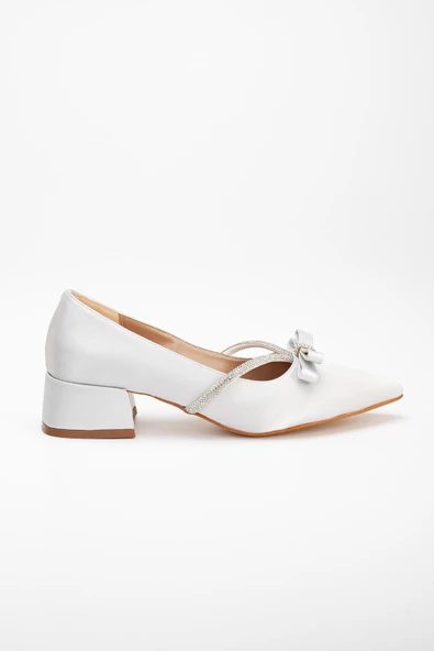 Saten Taşlı Sivri Gümüş Büyük Numara Kadın Ayakkabısı Topuklu - Resim 3