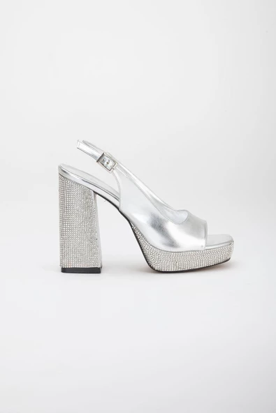 Parlak Cilt Topuk ve Platform Taşlı Gümüş Kadın Abiye Ayakkabı - Resim 3