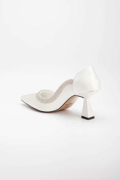 Saten Kalın Sıra Taşlı Beyaz Kadın Kadeh Topuk Stiletto - 5