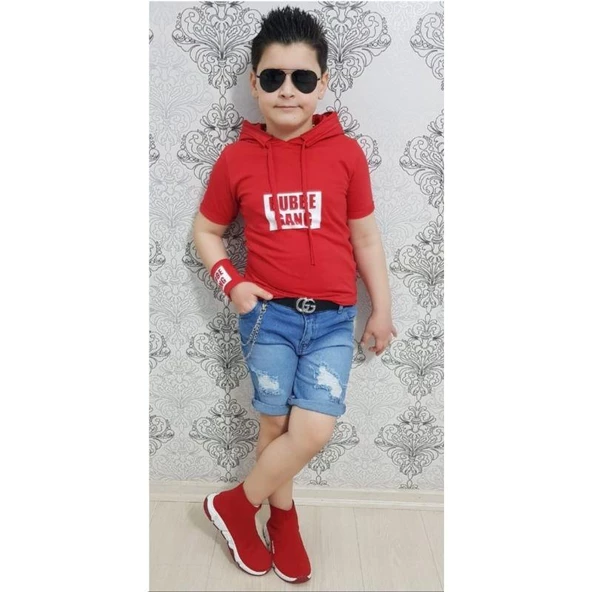 MODAVALS KAPİŞONLU SWEAT BİLEKLİK ZİNCİR AKSESUARLI 4 PARÇA ERKEK ÇOCUK KOT ŞORT KOMBİN - KIRMIZI - 5