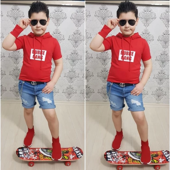 MODAVALS KAPİŞONLU SWEAT BİLEKLİK ZİNCİR AKSESUARLI 4 PARÇA ERKEK ÇOCUK KOT ŞORT KOMBİN - KIRMIZI - 3