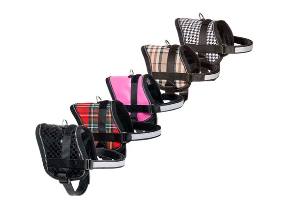 Karlie Reflektörlü Göğüs Tasması XS 26-35cm Siyah Beyaz Renkli ürün görseli