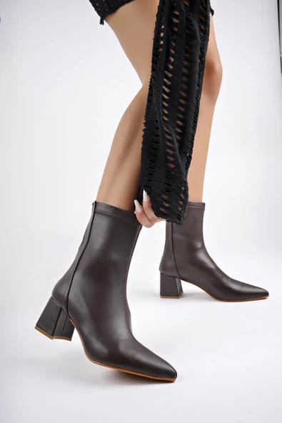 Muggo DARJA Garantili Sivri Burun Arkadan Fermuarlı Kadın Topuklu Bot - Resim 2