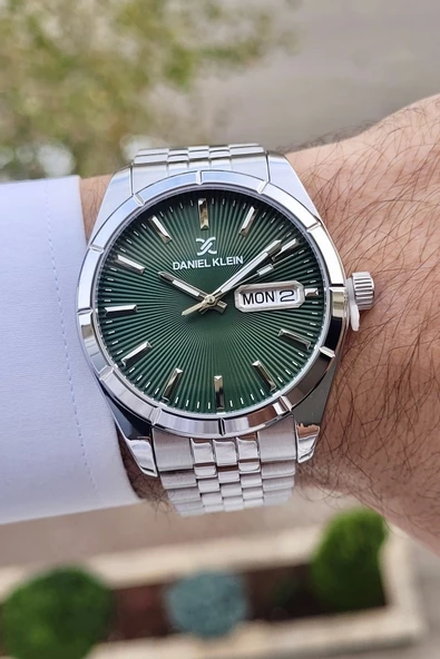 Daniel Klein DKISTE845 Kadranı Yeşil Kordonu Gümüş Renk Takvim ve Gün Fonksiyonlu Erkek Kol Saati - Resim 3