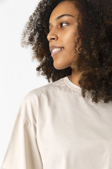And So The Adventure Begins Bej Kadın Crop Tshirt - 4