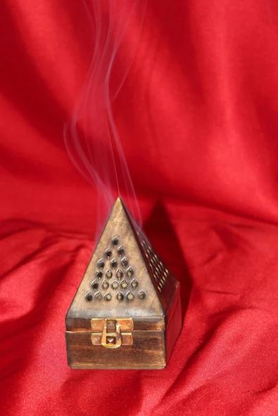 Ahşap Piramit Konik Tütsülük - 3