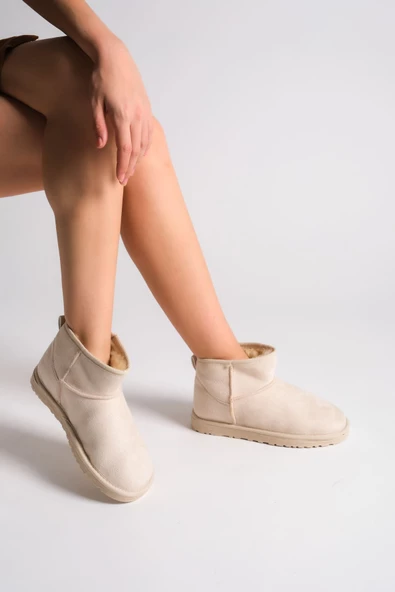 JOLİE Bağcıksız Düz Taban İçi Kürklü Kısa Süet Kadın Bot KT Krem - 2