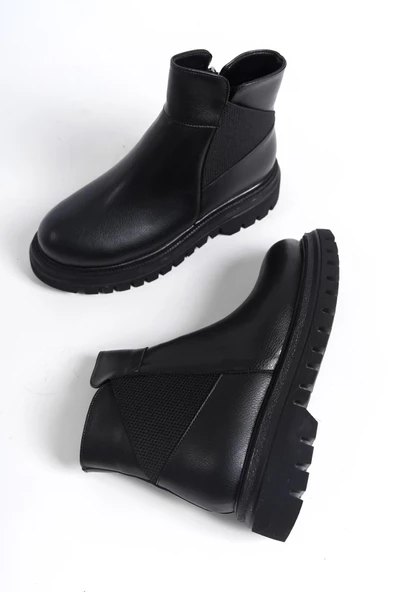 Lord Siyah Mat Kalın Tabanlı Lastikli Günlük Bot