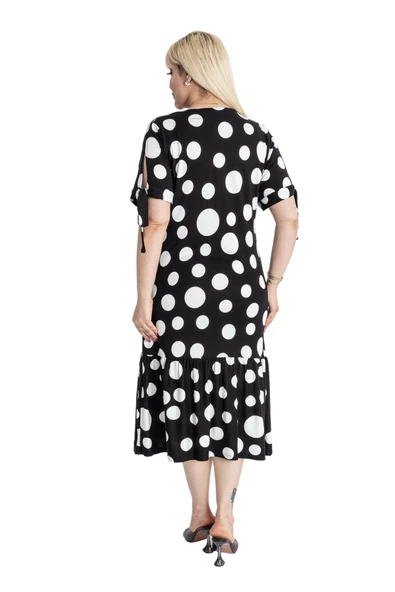 Melsay Butik Büyük Puanlı Kolları Bağlamalı Kısa Kollu Kadın Midi Elbise - Resim 6