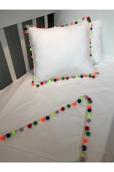 Ponponlu Gökkuşağı Bebek Nevresim Takımı - 2